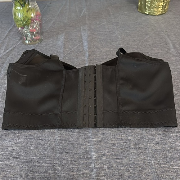 Set of 2 Women’s Sz 40D NWOT Bras- Full Coverage Adjustable Straps - Picture 7 of 10